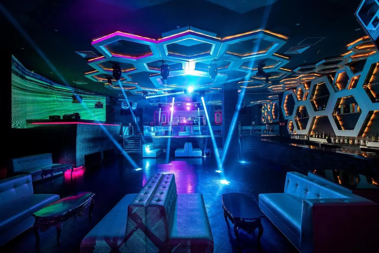 Moon Palace Cancun Alfredo V. Bonfil